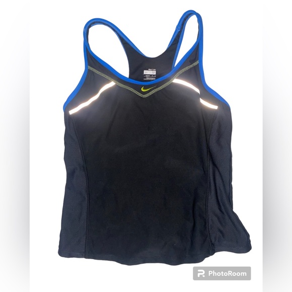 2 Work Out Tops Size M Adidas & Nike - Picture 4 of 5